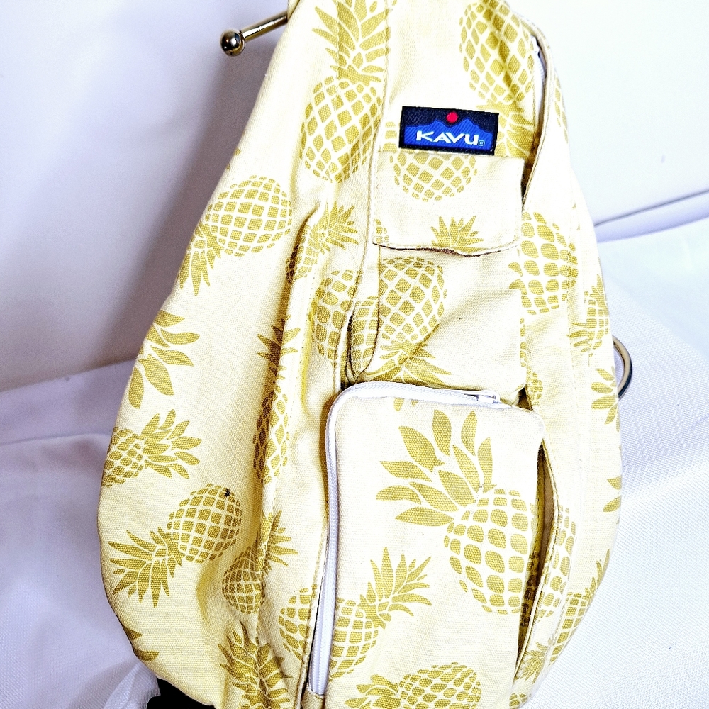 KAVU Brand " The Pineapple Express" cross body utility bag.